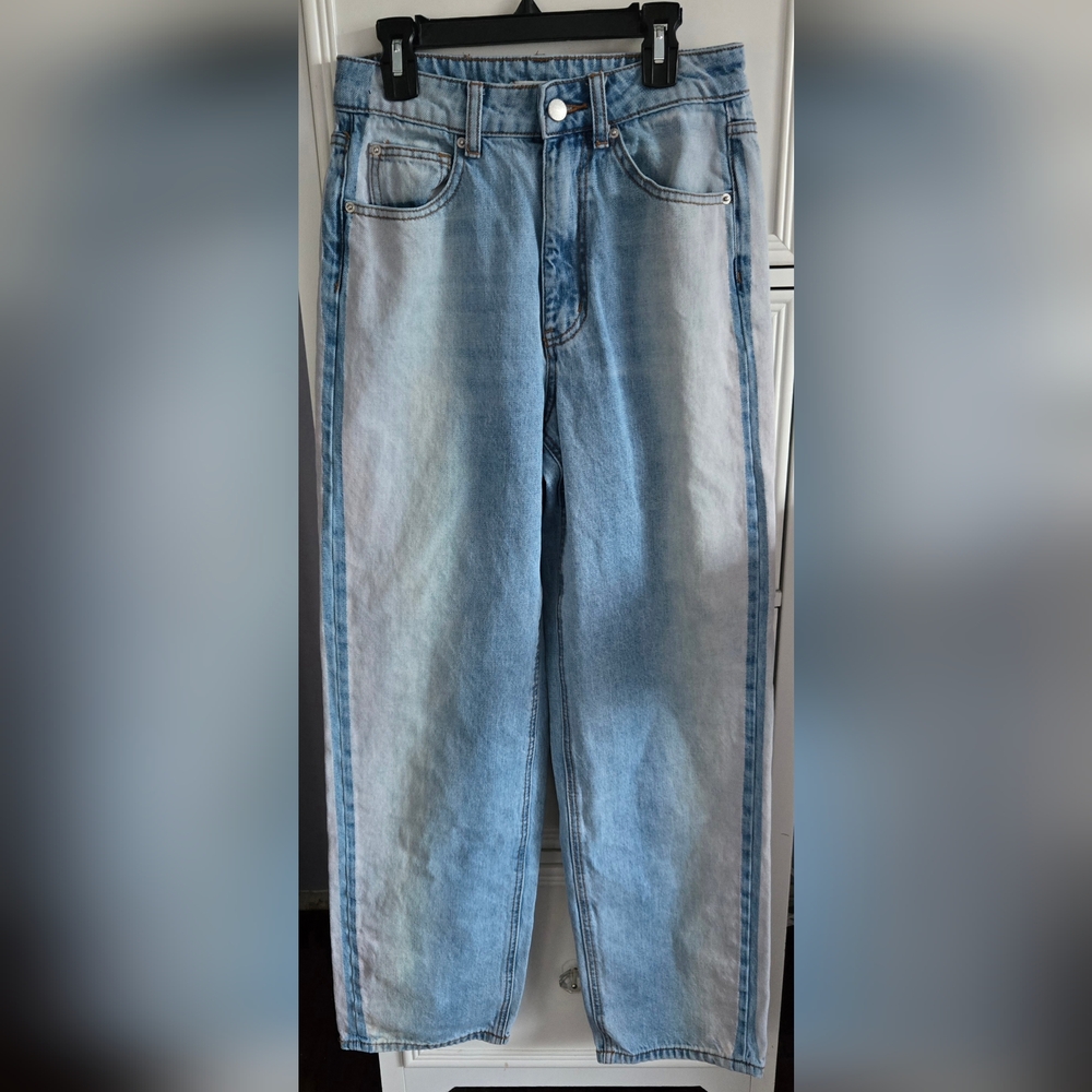 BDG Urban Outfitters High-Rise Baggy Jeans Size 26